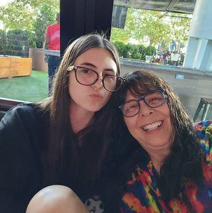 Meet your Posher, Annie